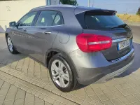 Usado Mercedes GLA200 Urban 136 CV (100 kW) 2016 Gris / plata SUV