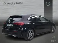 Usado Mercedes A180 AMG line 136 CV (100 kW) 2025 Negro noche Berlina