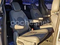 Usado Chrysler Grand Voyager 150 CV (110 kW) 2005 Gris / plata Monovolumen