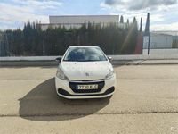 Begagnad Peugeot 208 Active 75 HK (55 kW) 2018 Vit Halvkombi
