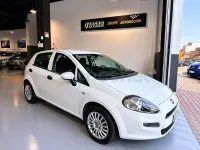 Usado Fiat Punto Easy 69 CV (50 kW) 2016 Blanco Utilitario