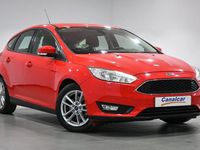 Usado Ford Focus Trend 125 CV (91 kW) 2017 Rojo Berlina