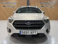 Usado Ford Kuga ST-Line 150 CV (110 kW) 2019 Gris / plata SUV