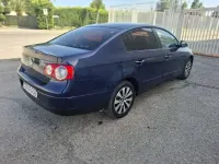 Usado VW Passat Advance 140 CV (102 kW) 2009 Azul Berlina