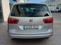 Usado Seat Alhambra Ecomotive 140 CV (102 kW) 2012 Gris / plata Monovolumen