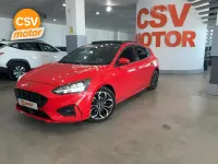 Usado Ford Focus ST-Line 125 CV (91 kW) 2020 Rojo Utilitario