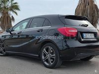 Usado Mercedes A180 Style 122 CV (89 kW) 2013 Negro Berlina