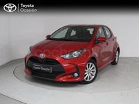 Usado Toyota Yaris Hybrid Active 116 CV (85 kW) 2024 Rojo Berlina