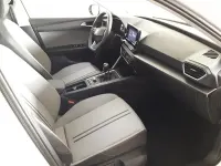 Usado Seat Leon Style 115 HP (84 kW) 2023 Branco Sedan