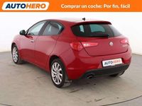 Usado Alfa Romeo Giulietta Super 120 CV (88 kW) 2017 Rojo Utilitario