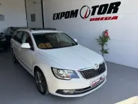 Usado Skoda Superb Active 105 CV (77 kW) 2015 Blanco Berlina