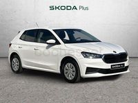 Usado Skoda Fabia Active 80 CV (58 kW) 2022 Blanco Utilitario