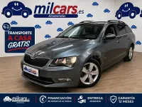 Usado Skoda Superb Ambition 120 CV (88 kW) 2017 Gris / plata Familiar