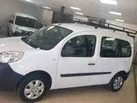 Usado Renault Kangoo 75 CV (55 kW) 2020 Blanco Monovolumen