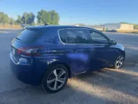 Usado Peugeot 308 Allure 120 CV (88 kW) 2017 Azul Utilitario