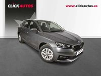 Usado Skoda Fabia Selection 115 CV (84 kW) 2025 Gris / plata Utilitario