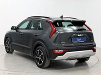 Usado Kia Niro 141 CV (103 kW) 2022 Gris / plata SUV
