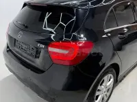 Usado Mercedes A200 Style 136 CV (100 kW) 2015 Negro Berlina