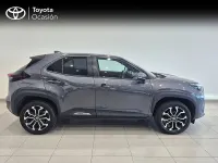 Usado Toyota Yaris Cross Active 116 CV (85 kW) 2022 Gris / plata SUV