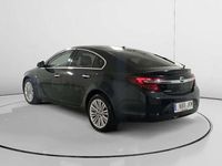 Usado Opel Insignia Excellence 163 HP (119 kW) 2015 Preto Sedan