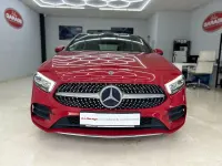 Usado Mercedes A250 224 CV (164 kW) 2019 Gris / plata Berlina