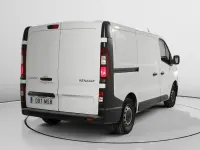 Usado Renault Trafic 131 CV (96 kW) 2024 Blanco Monovolumen
