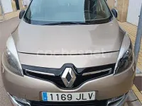 Usado Renault Scénic III Bose Edition 110 CV (80 kW) 2016 Beige Monovolumen