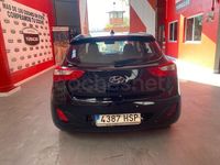 Usado Hyundai i30 90 CV (66 kW) 2013 Negro Berlina