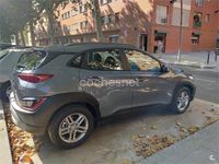 Usado Hyundai Kona 120 CV (88 kW) 2022 Gris / plata SUV