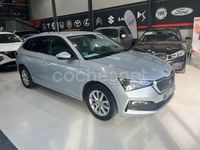 Usado Skoda 110 R Ambition 110 CV (80 kW) 2022 Gris / plata Berlina