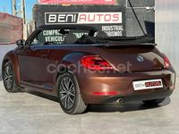 Usado VW Beetle Cabriolet Karmann 105 CV (77 kW) 2017 Marrón Descapotable