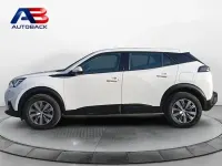 Usado Peugeot 2008 Active 110 CV (80 kW) 2021 Blanco SUV