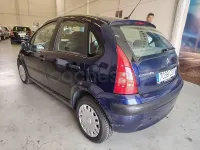 Usado Citroën C3 61 CV (44 kW) 2004 Azul Berlina