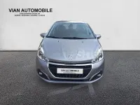 Usado Peugeot 208 Signature Sky 82 CV (60 kW) 2019 Blanco Utilitario