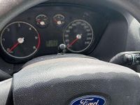 Brugt Ford Focus Trend 90 HK (66 kW) 2006 Grå Hatchback