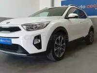 Usado Kia Stonic 100 CV (73 kW) 2019 Blanco SUV