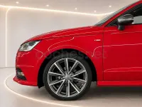 Usado Audi A1 Sportback 95 CV (69 kW) 2017 Rojo Utilitario