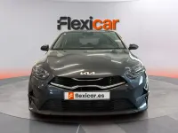 Usado Kia Ceed 136 CV (100 kW) 2023 Gris Utilitario