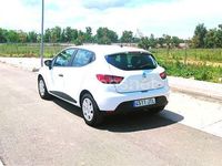 Usado Renault Clio IV Business 75 CV (55 kW) 2016 Blanco Berlina