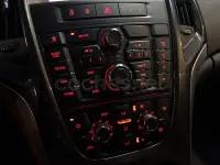 Usado Opel Astra Excellence 110 CV (80 kW) 2013 Marrón Berlina