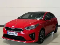 Usado Kia Ceed GT GT-Line 140 CV (102 kW) 2019 Rojo Utilitario