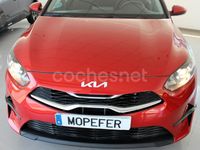 Usado Kia Ceed 120 CV (88 kW) 2022 Rojo Utilitario