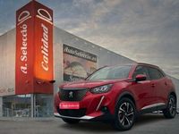 Usado Peugeot 2008 Active 100 CV (73 kW) 2023 Rojo SUV