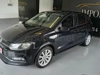 Usado VW Polo Sportline 105 CV (77 kW) 2017 Negro Berlina