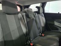 Usado Peugeot 5008 Active 131 CV (96 kW) 2021 Azul Monovolumen