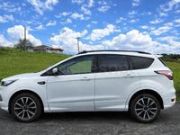 Usado Ford Kuga ST-Line 150 CV (110 kW) 2018 Blanco SUV