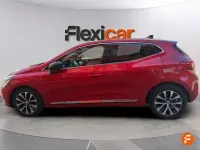 Usado Renault Clio Techno 90 CV (66 kW) 2023 Rojo Utilitario