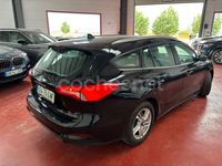 Usado Ford Focus Active X 120 CV (88 kW) 2021 Negro Berlina