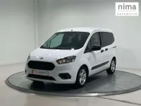 Usado Ford Tourneo Courier Ambiente 75 CV (55 kW) 2019 Blanco Monovolumen