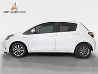Usado Toyota Yaris Hybrid Advance 100 CV (73 kW) 2018 Blanco Berlina